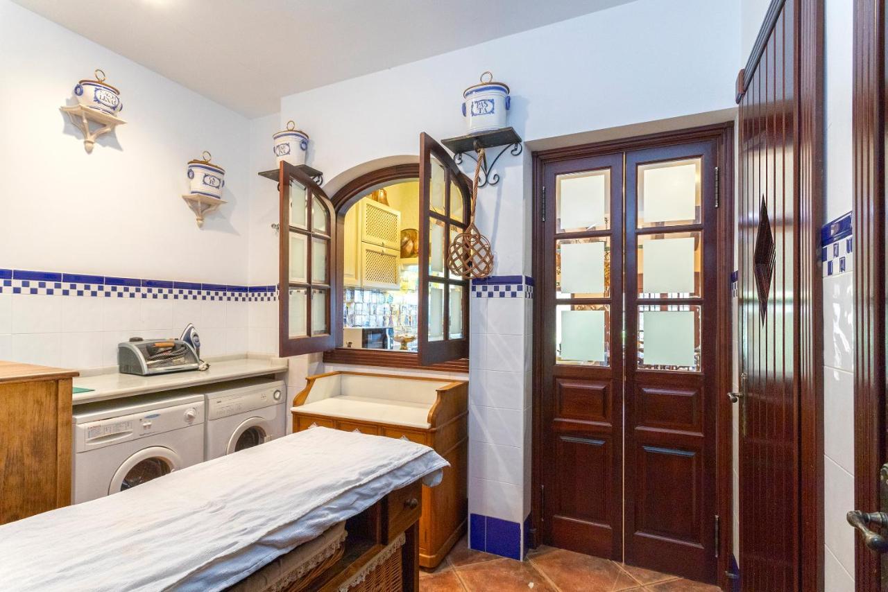 Casa Flores Con Piscina Interior Climatizada Alcaucín المظهر الخارجي الصورة