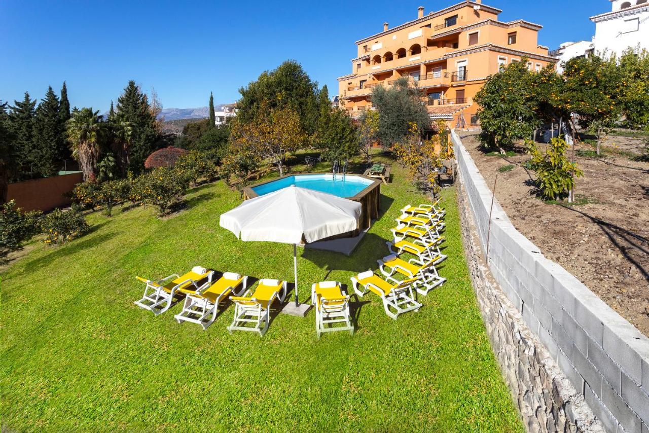 Casa Flores Con Piscina Interior Climatizada Alcaucín المظهر الخارجي الصورة